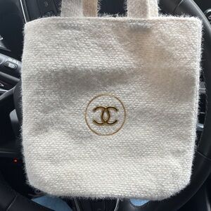 Chanel Beaute mini tote bag